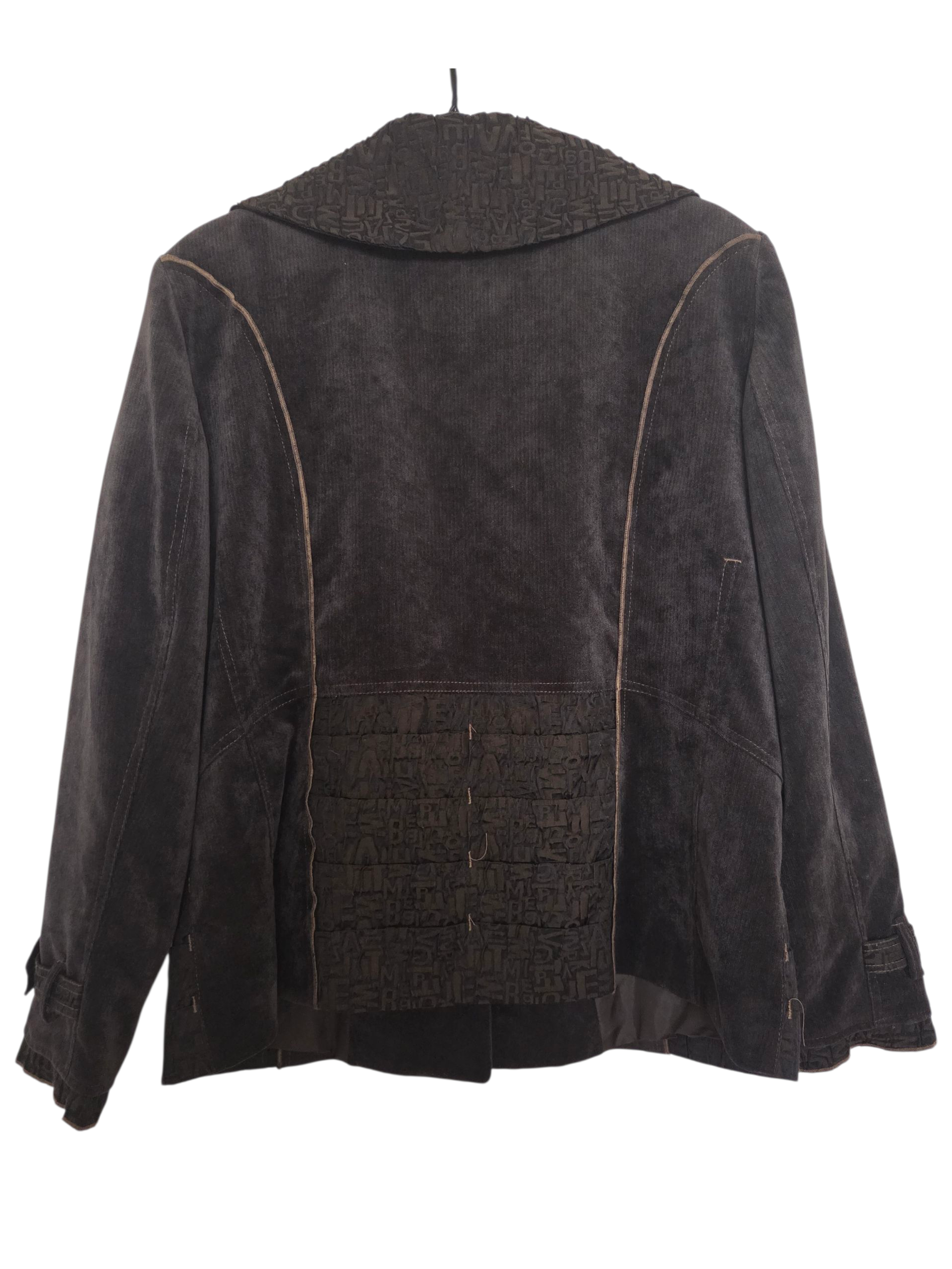Veste avec motifs écritures