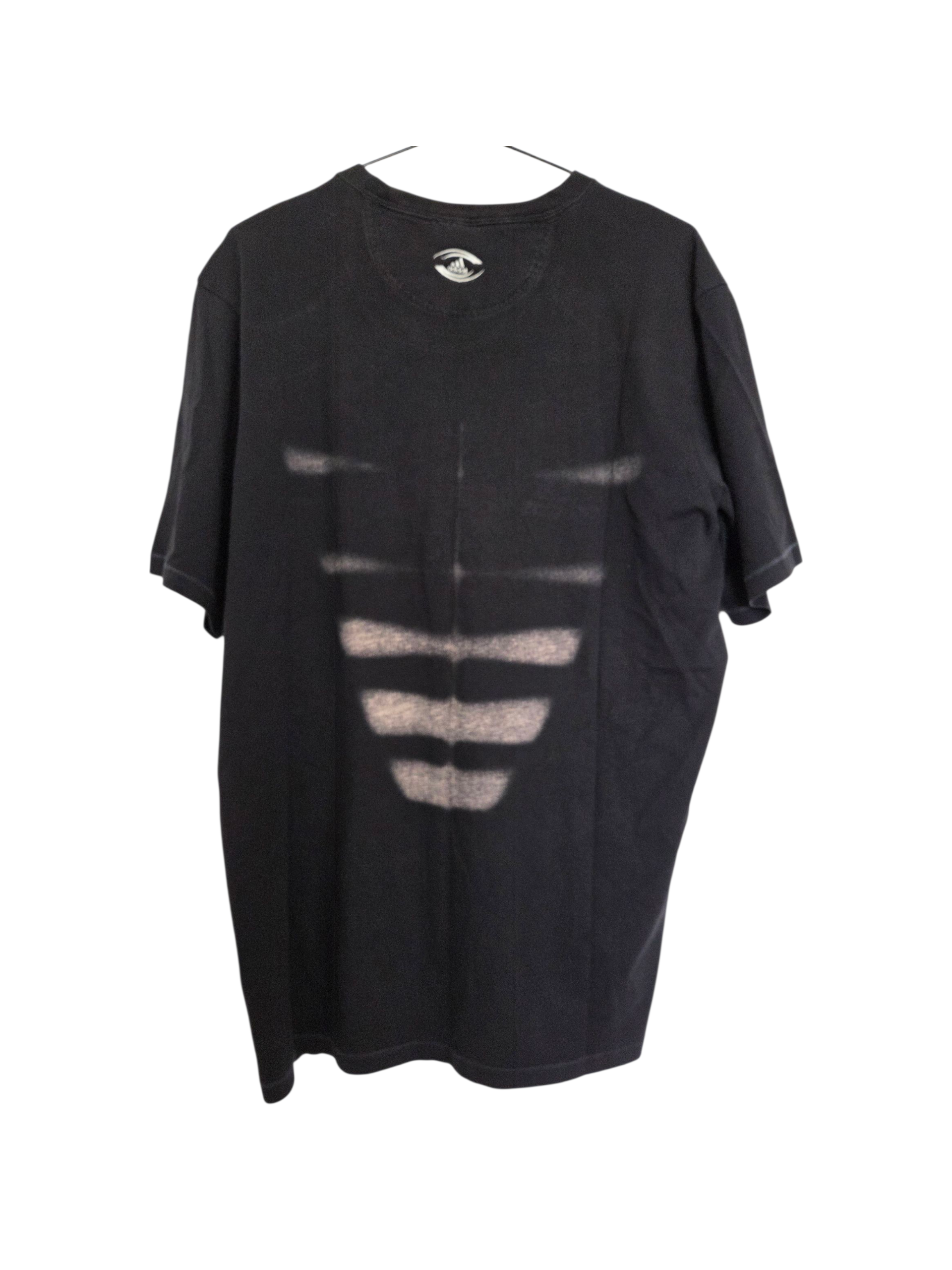T-shirt adidas