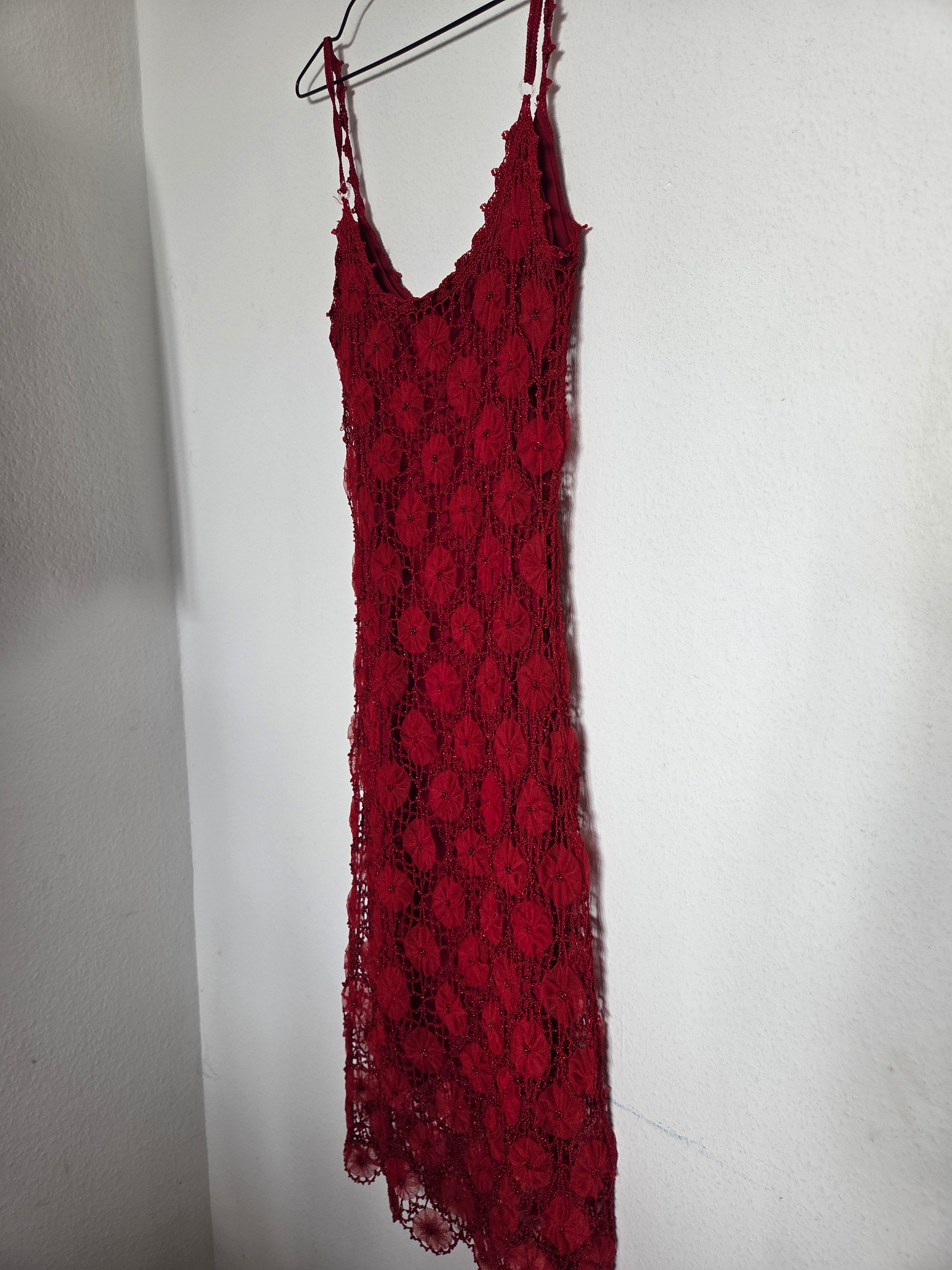 Robe perles rouges