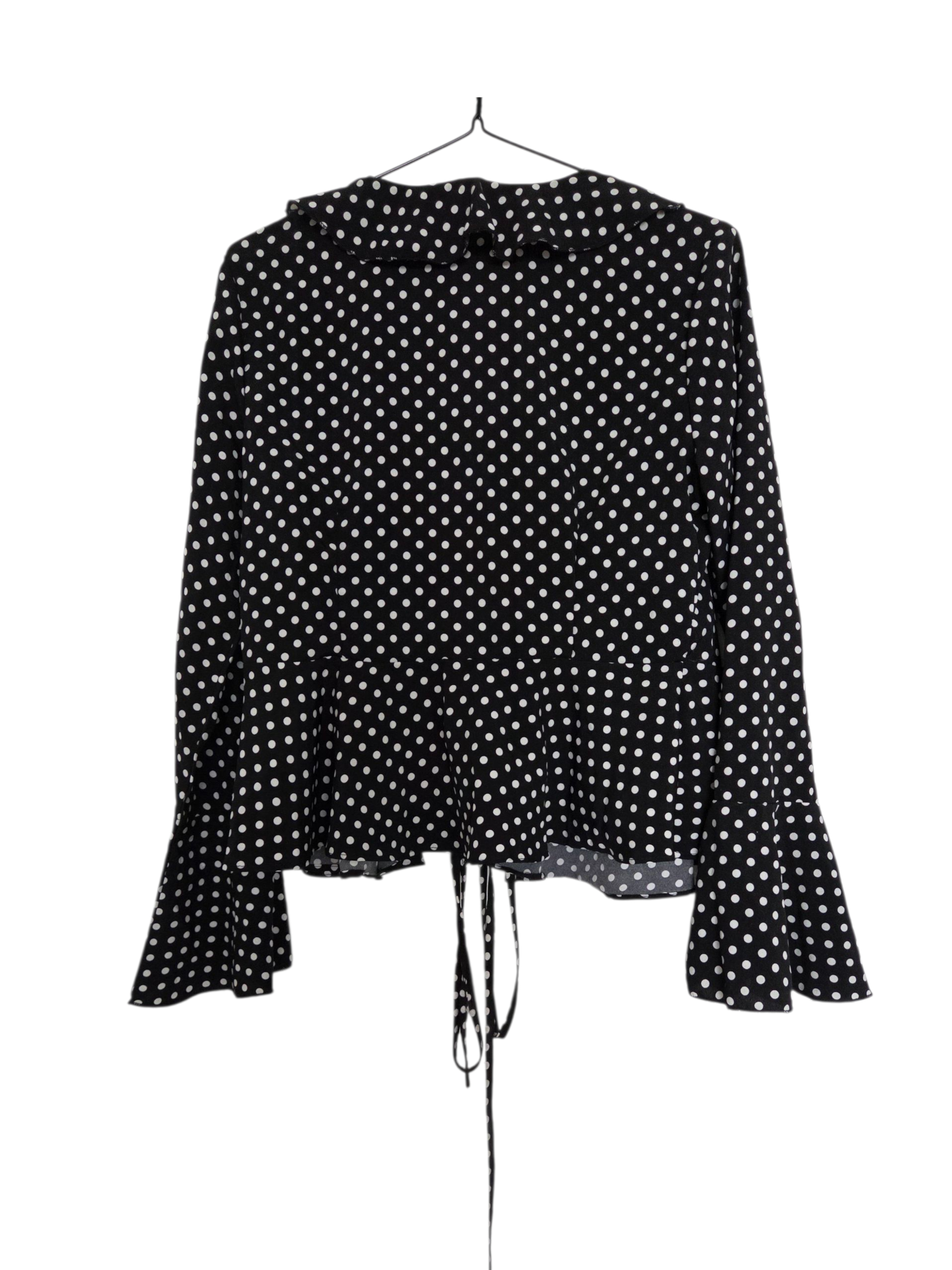 Chemise à nouer