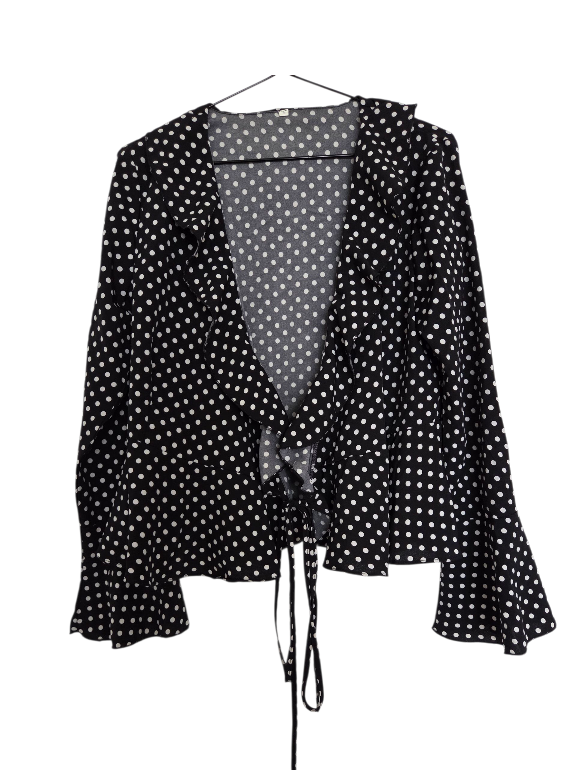 Chemise à nouer